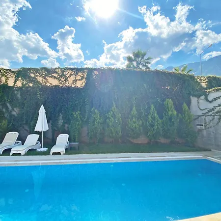 Patara Serenity 3+1 Villa, Oezel Havuzlu, Vilă